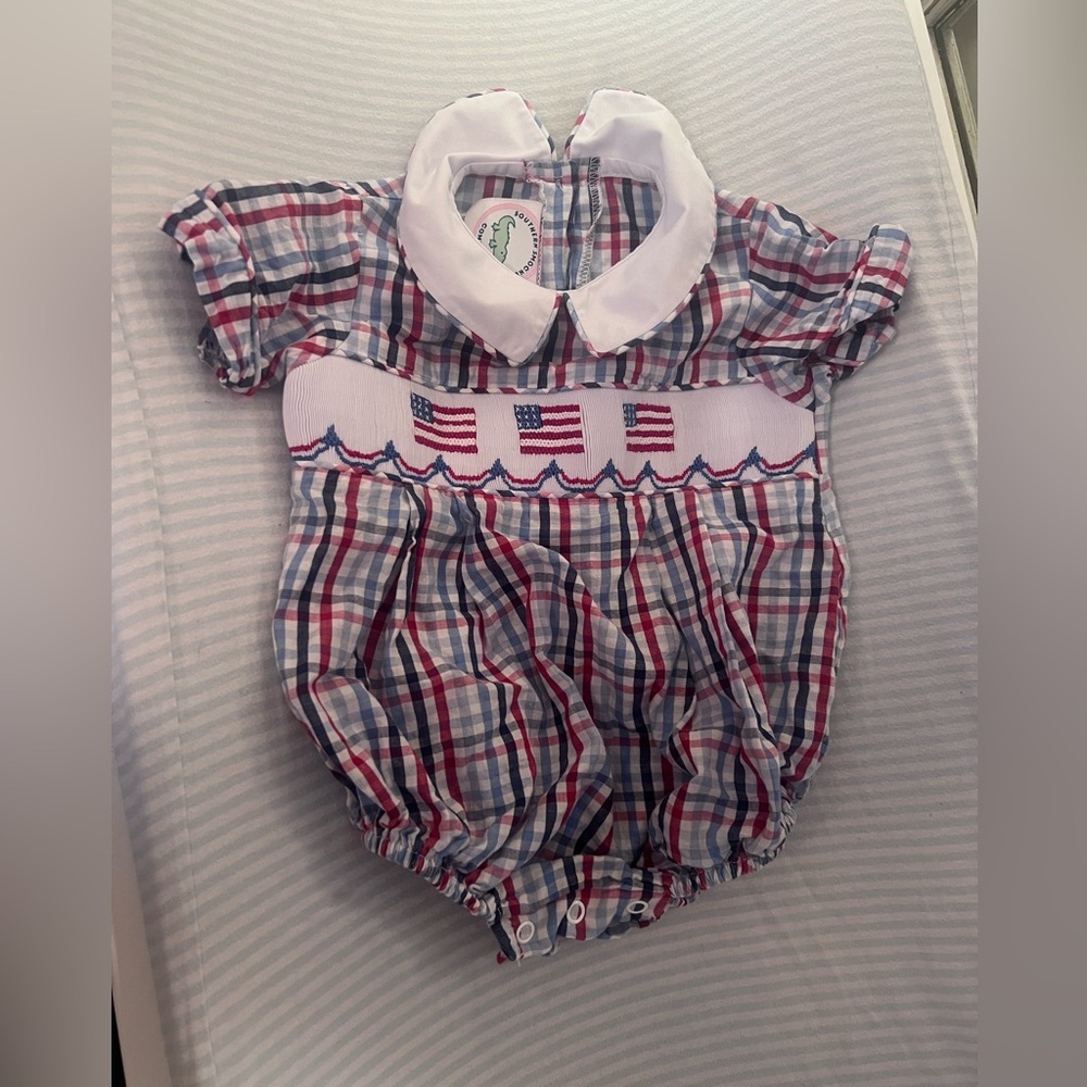NWOT Southern Smocked Company Bubble with American Flag Embroidery